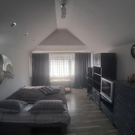 Barlig Apartment ยาเรมชา ภายนอก รูปภาพ